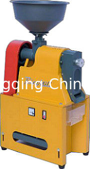 Máy xay xát gạo nhỏ 60KG 2800 vòng / phút 80-120kg / H Máy xay gạo điện nhỏ ngô